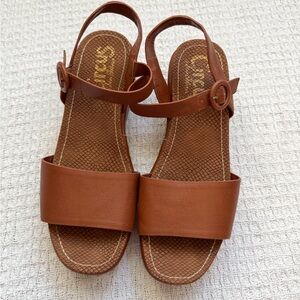 Circus by Sam Edelman Brown wedge Sandals with Wide Strap